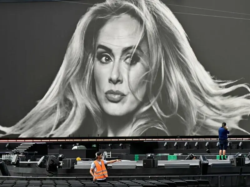 Vor Konzerten von Adele in München