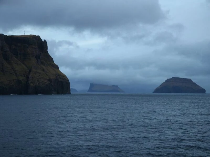 Wikingerschiff auf Weg von Färöer-Inseln nach Norwegen gekentert