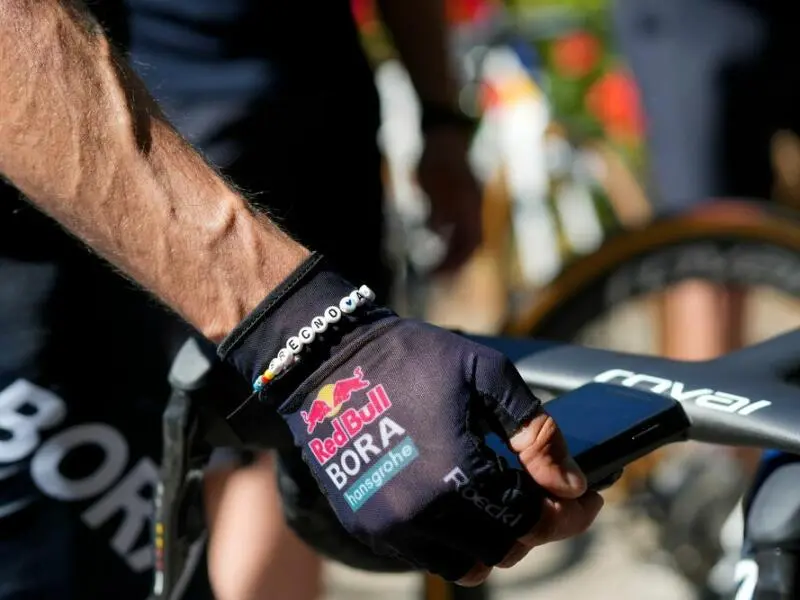 Red Bull beim Rad-Team Bora-hansgrohe