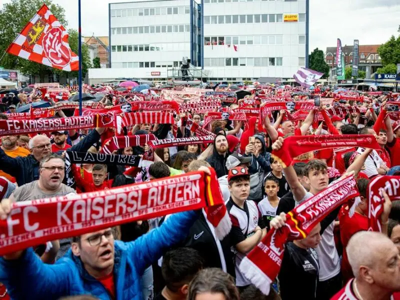 Empfang des 1. FC Kaiserslautern nach dem DFB-Pokalfinale