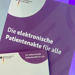 Broschüre für elektronische Patientenakte