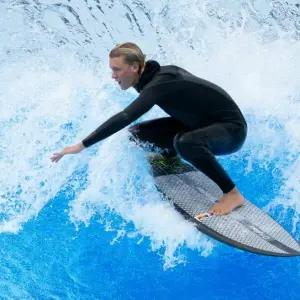 Eröffnung von Deutschlands erstem Surfpark