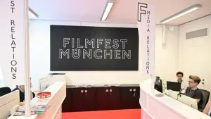 Filmfest München - Prominenz, Puppen und Politisches