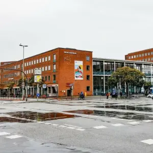 Schwerer Unfall vor Kieler Rathaus
