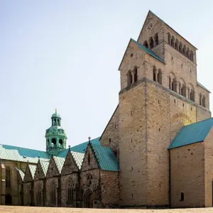 Missbrauchsopfer klagt gegen Bistum Hildesheim