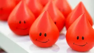 Bluttropfen aus Kunststoff