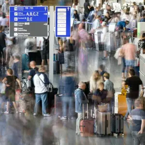 Passagiere am Frankfurter Flughafen