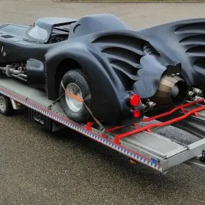 «Batmobil» beim Zoll