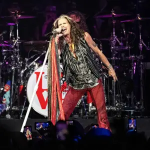 Aerosmith -  Steven Tyler