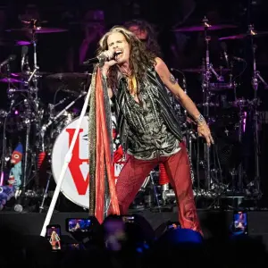 Aerosmith -  Steven Tyler