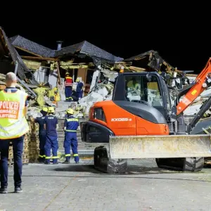 Nach Hoteleinsturz in Kröv - Abrissarbeiten