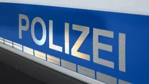 Polizei-Schriftzug
