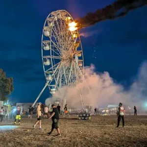 Highfield Festival - Riesenrad brennt