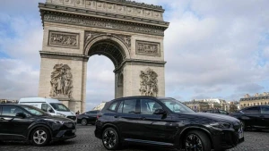 Paris verteuert Parken für schwere Autos - Dreimal mehr für SUV