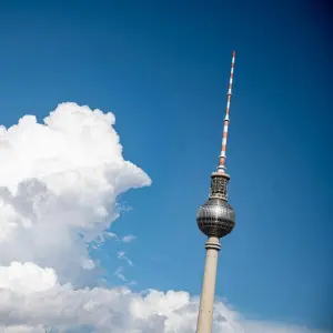 Wolkiges Sommerwetter Berlin und Brandenburg