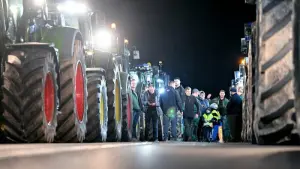 Bauern bremsen Verkehr in Sachsen aus