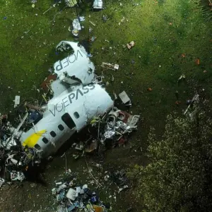 Flugzeugabsturz in Brasilien mit 62 Toten