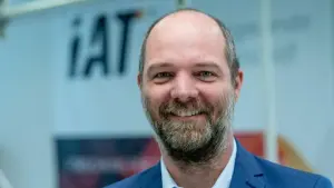 IAT-Direktor Marc-Oliver Löw
