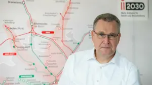 Brandenburgs Verkehrsminister Rainer Genilke