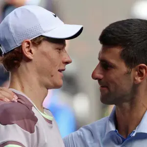Jannik Sinner und Novak Djokovic