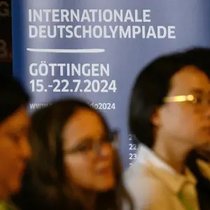 Beginn 9. Internationale Deutsch-Olympiade (IDO)