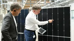 Solarzellenfabrik von Meyer Burger in Sachsen-Anhalt