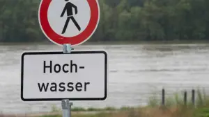 Hochwasser (Symbolbild)
