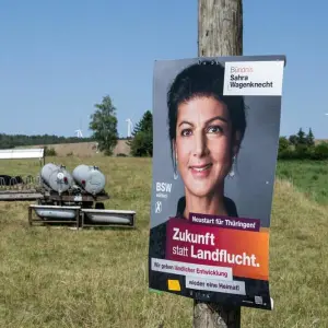 Vor der Landtagswahl in Thüringen  - Wahlplakat von BSW