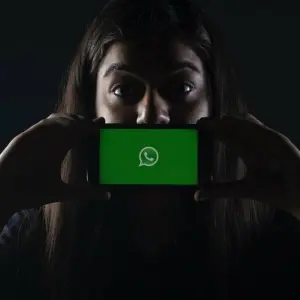WhatsApp: Update bringt Gruppenvorschläge, HD-Video-Versand und leichtere Chat-Übertragung