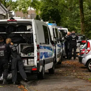 Polizei sucht in Solingen erneut nach Beweismittel