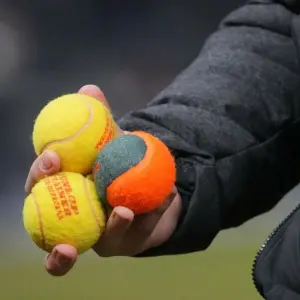 Tennisball-Protest