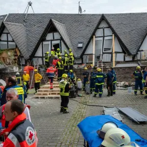 Hotel teilweise eingestürzt