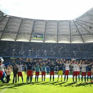 Hamburger SV - Jahn Regensburg