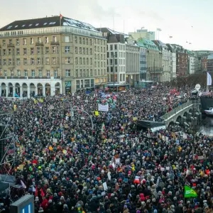 Demonstrationen gegen rechts in Hamburg