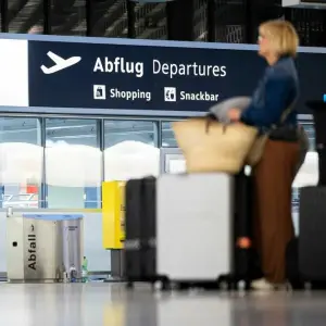 Passagiere am Flughafen Hannover