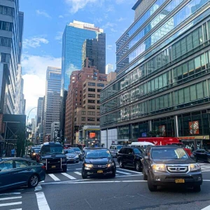 Straßenverkehr in New York