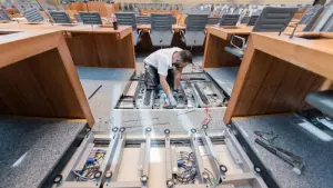 Wegen Rückkehr in AfD-Fraktion: Umbau im Plenarsaal des Landtags