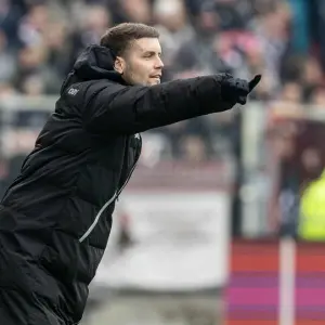 Trainer Fabian Hürzeler vom FC St. Pauli