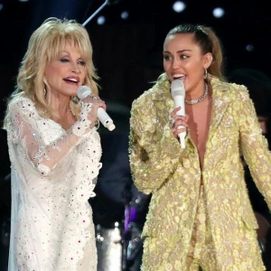 Dolly Parton und Miley Cyrus