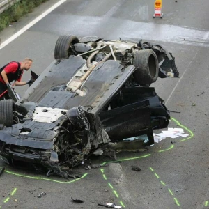 Autobahn A2 nach Unfall bei Herford gesperrt