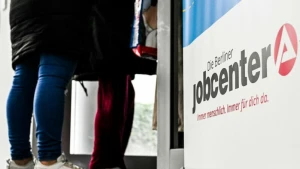 Ein Eingang zum Jobcenter