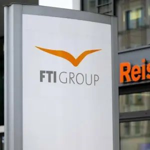 Logo des Reiseveranstalter FTI (FTI Group)