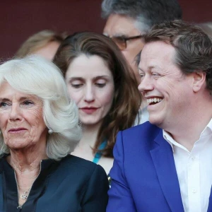 Königin Camilla und Tom Parker Bowles