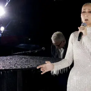 Céline Dion bei der Eröffnungsfeier der Olympischen Sommerspiele