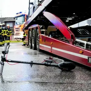 Mädchen bei Unfall in Hamburg mit Lkw schwer verletzt