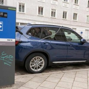 Kostenloses Parken für E-Autos