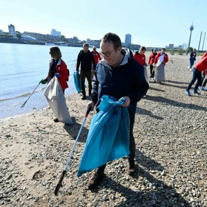 7. RhineCleanUp - Müllsammeln am Rheinufer