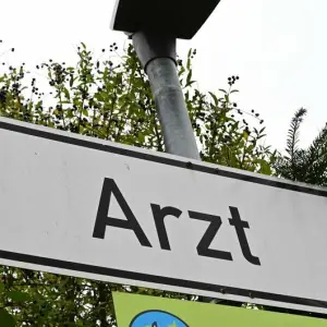 Arzt