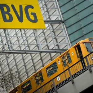 BVG werben für mehr Sauberkeit in Bahnen und Bussen