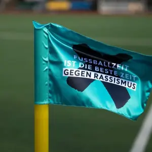 Start der Anti-Rassismus-Kampagne des DFB